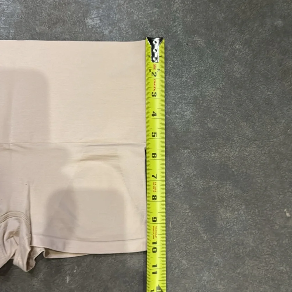 Larry Levine shapewear 2 pack size L - Picture 7 of 7